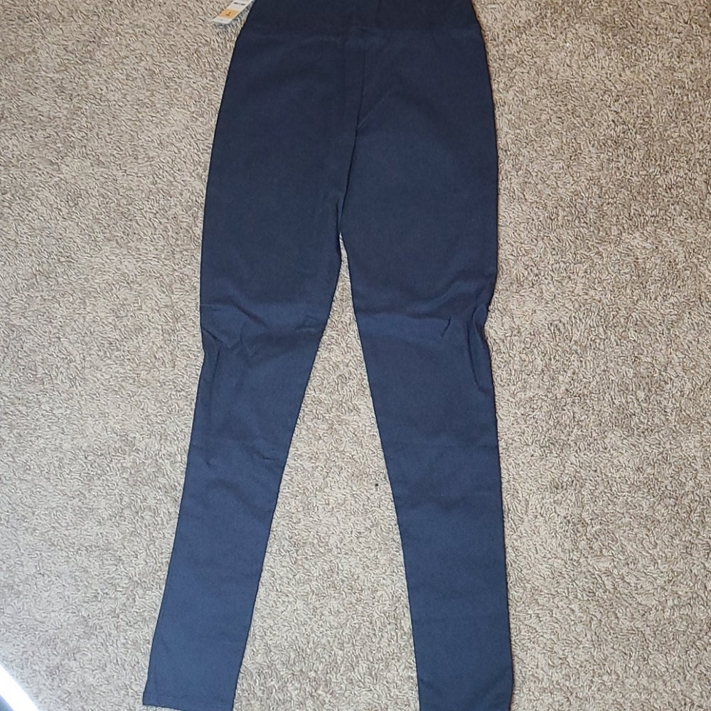 Navy Agnes&Dora women's high waisted pixie pants